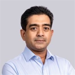 周三（2月26日），“Magnificent 7”中的表现为：英伟达上涨3.67%，Meta Platforms上涨2.46%，亚马逊上涨0.68%，微软上涨0.46%；谷歌 A 下跌1.53%，苹果下跌2.7%，特斯拉下跌3.96%。另外，台积电ADR上涨2.77%，礼来制药上涨1.46%，AMD上涨0.75%，巴菲特的伯克希尔哈撒韦B类股下跌1.14%。